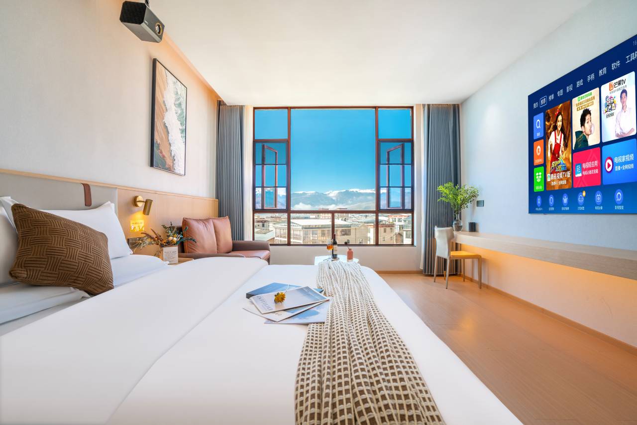 阅归Scenic｜雪山映阁富氧景观酒店(香格里拉松赞林寺景区店)图片