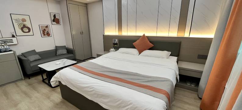 名都大酒店(卢前夜市店)图片