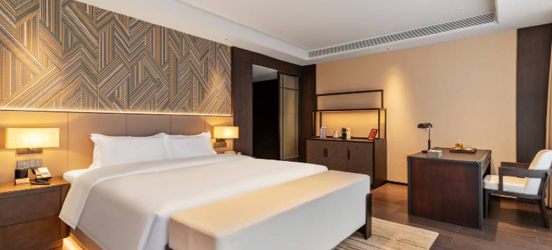 蜀道·云乐酒店(西昌邛海17度万达广场店)图片