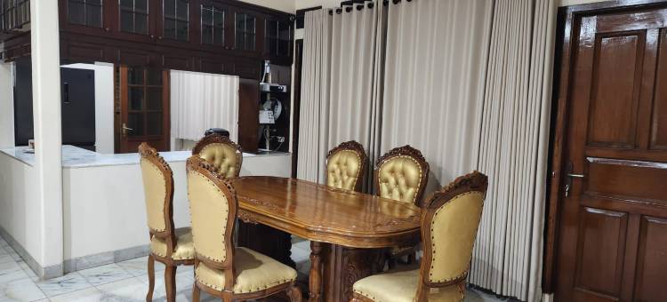 Siloyo homestay - Family homestay in cinere, depok图片