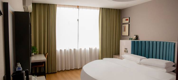 亚悦酒店(潜江龙虾街艺术职业学院店)图片