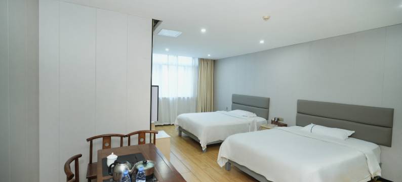 朗庭时尚酒店(晋江机场阳光夜市店)图片