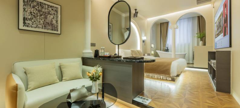 未来飞行日记·City影音轻居(广州上下九彩虹桥地铁站店)图片