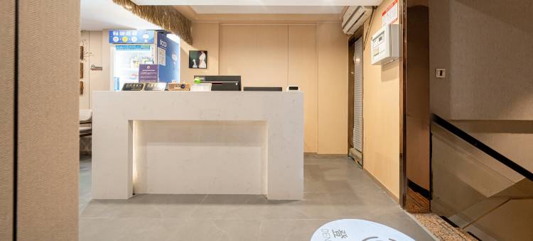 登巴客栈(上海南站桂林公园地铁站店)图片