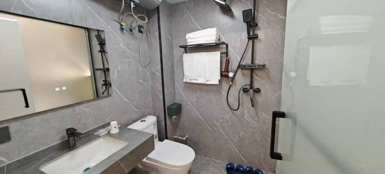 陇南温泽酒店(高铁站市第一人民医院店)图片