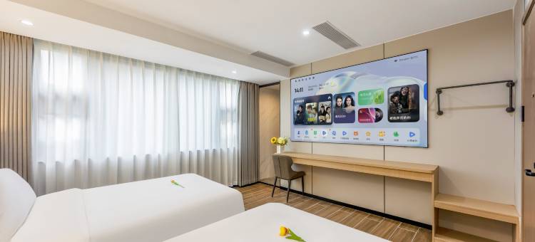 柏曼酒店(珠海情侣路海滨泳场店)图片