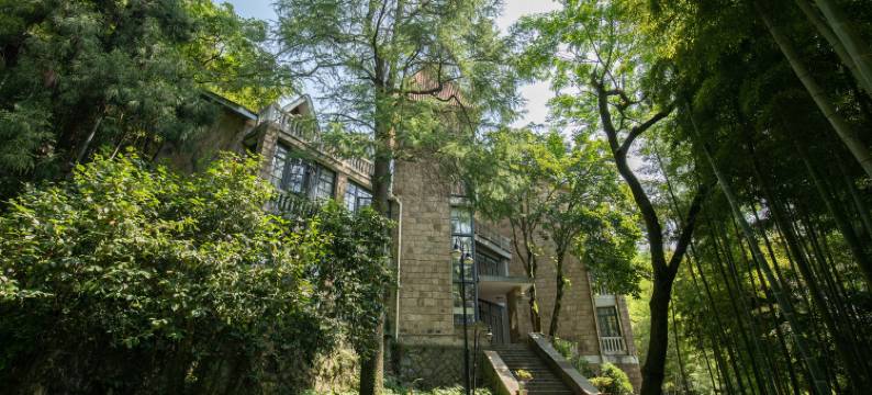 芦花荡饭店(莫干山山顶店)图片