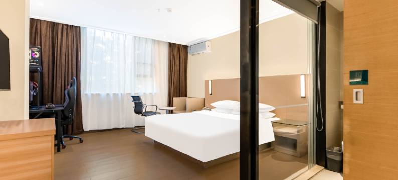 摩戏电竞酒店(广西贵港国际生活港高铁站店)图片