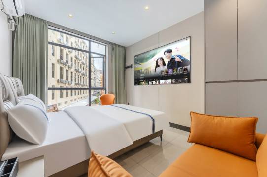 深圳上品轻居影音公寓(深职院西丽校区店)