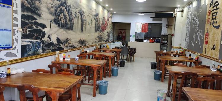 茫崖享悦时光大酒店(花土沟机场店)图片