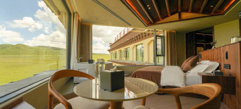 康定塔公菩提亚庄园(塔公草原店)图片