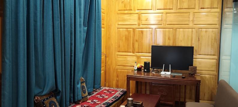 稻城乐乐酒店(香格里拉镇店)图片