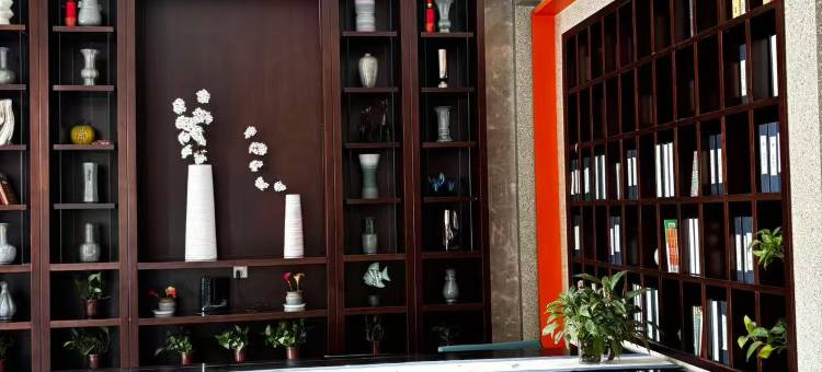 青藤艺宿酒店(慈溪坎墩店)图片