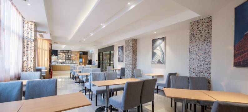 城市便捷酒店(武汉汉阳大街蔡甸广场地铁站店)图片