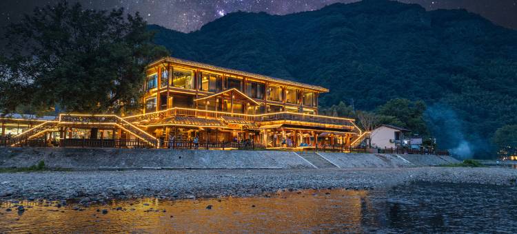 山野·望山·泳池溯溪·臻选度假美墅(皖南川藏线月亮湾景区店)图片