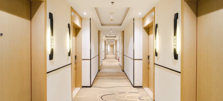 城市便捷酒店(抚州东乡高铁站东信百货店)图片