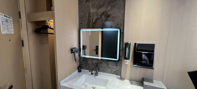 诚悦电竞酒店图片