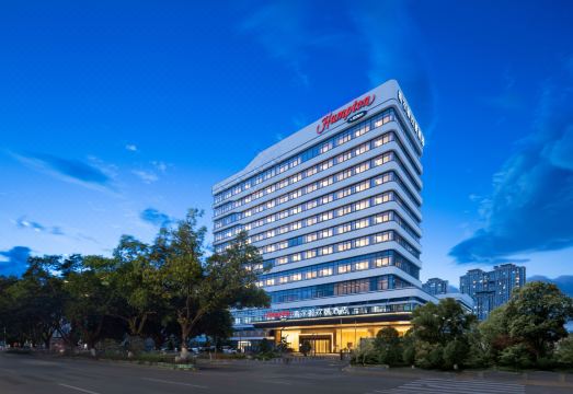 厦门同安城南希尔顿欢朋酒店外景图