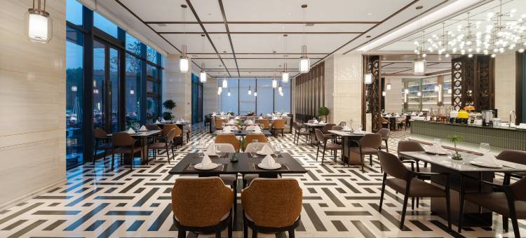 定南格兰云天国际酒店图片