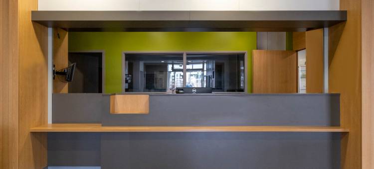 普伊尔波勒奥拉罗切勒保利奥民宿(B&B Hotel la Rochelle Beaulieu Puilboreau)图片