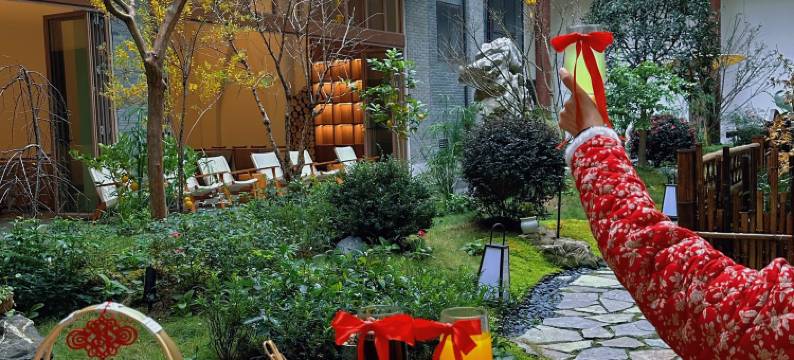 屈乡雅筑楚风庭院民宿(九歌巷子店)图片