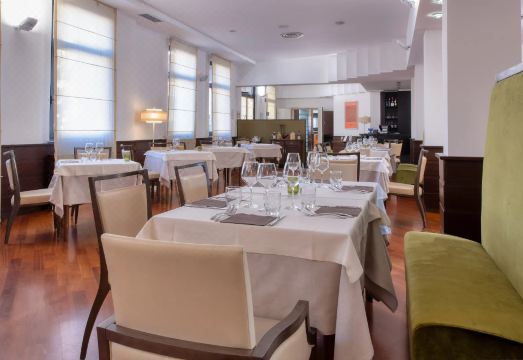 B&B Hotels Park Hotel MondovìHotel Overview