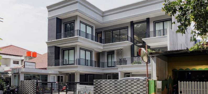 RedDoorz near Jakarta International Velodrome图片