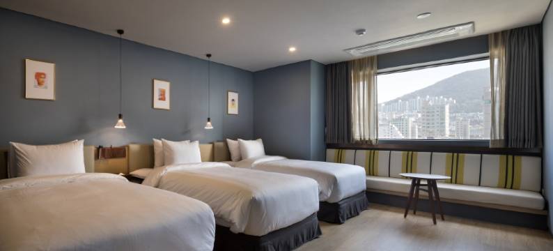 贝行德酒店(Bay Hound Hotel)图片