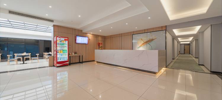 格林豪泰酒店(六安新都会红街店)图片