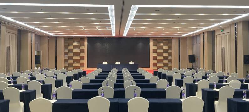 辰玺酒店(高铁东站CBD会展中心店)图片