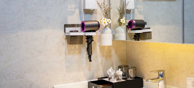 爱丽丝Alice影音城景公寓(青年大街彩电塔店)图片