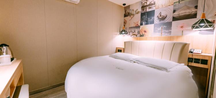 迷潮酒店(南京湖南路中大医院店)图片