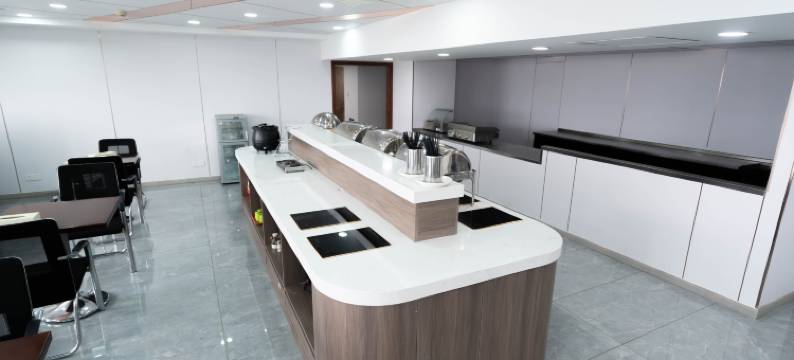 新爵皇家酒店(淹城大学城店)图片