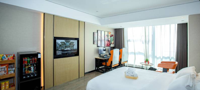 途游万象电竞酒店(青岛即墨古城宝龙广场店)图片