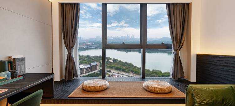 百香果江景民宿(南宁万达茂店)图片