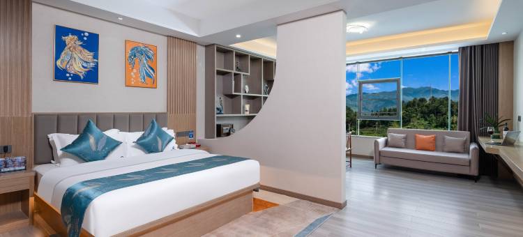 凤庆嘉恒大酒店(凤庆客运站店)图片