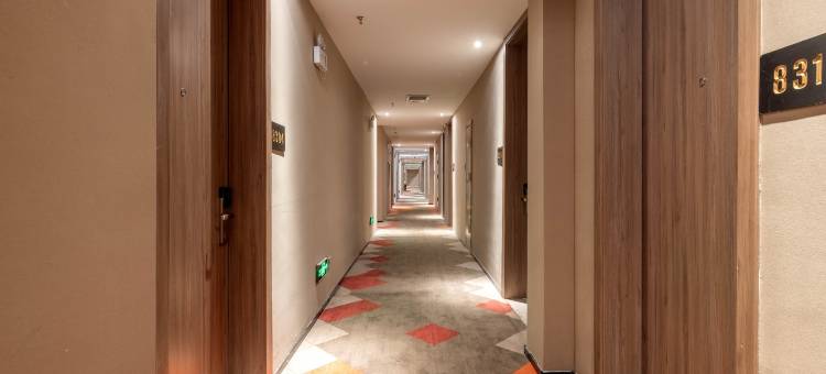 柏曼酒店(库尔勒孔雀河店)图片