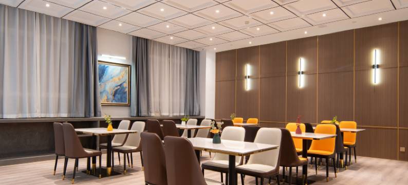 欧兰酒店(原点新城店)图片