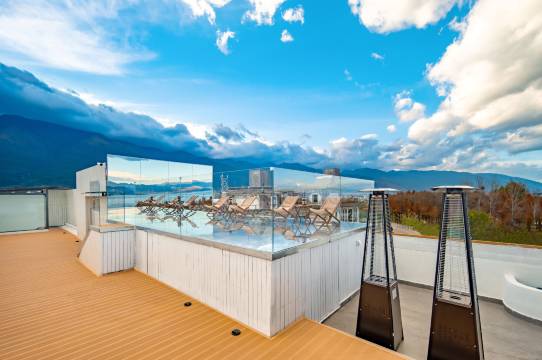 大理雅庭·爱琴海海景民宿(洱海s湾生态廊道上段店)图片