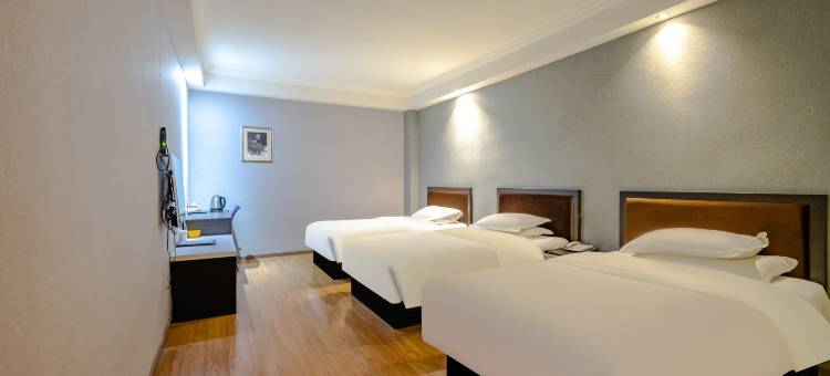 热带雨林假日酒店(杭州九堡客运中心店)图片