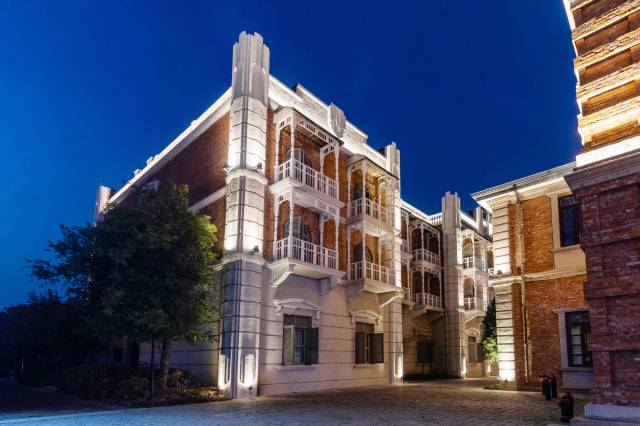 捷尼天空度假酒店(武汉汉口火车站园博园地铁站店)图片