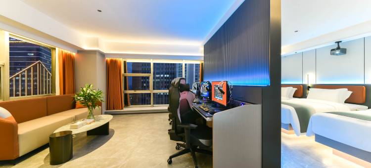 叶与晨电竞电影酒店(新百广场万象城店)图片