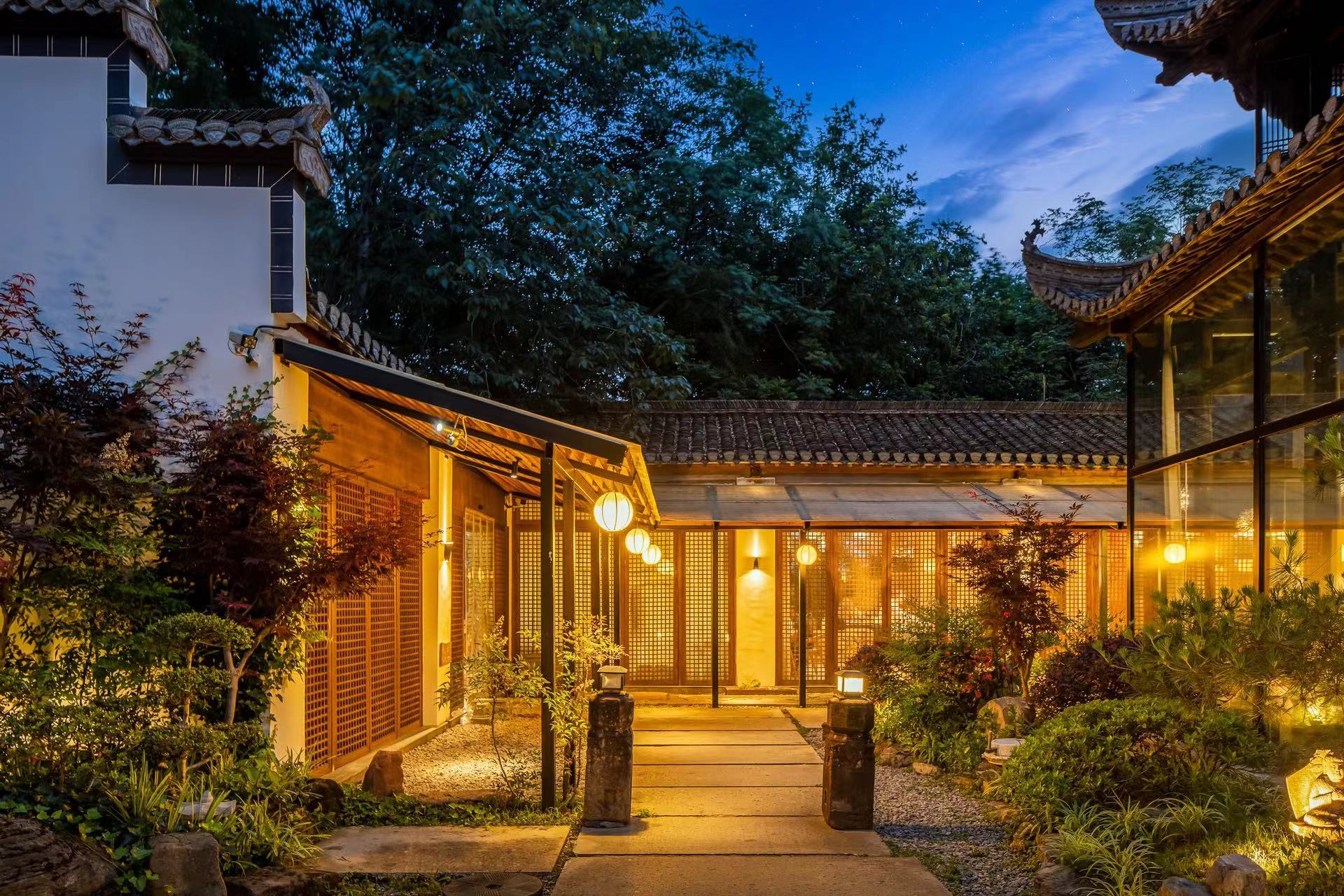 UPCLOUD·SHEDEMOYUN VILLA Over view