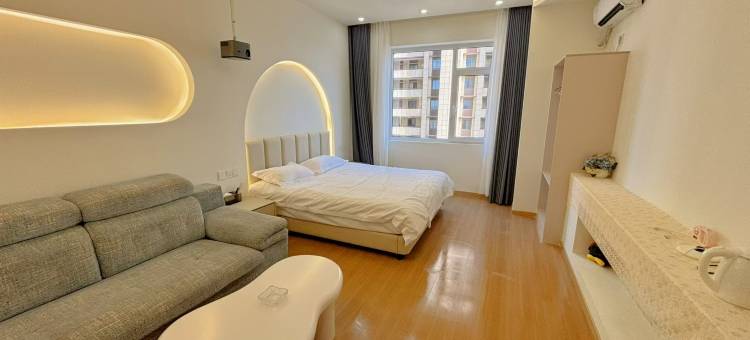 心馨民宿(亿丰时代广场店)图片