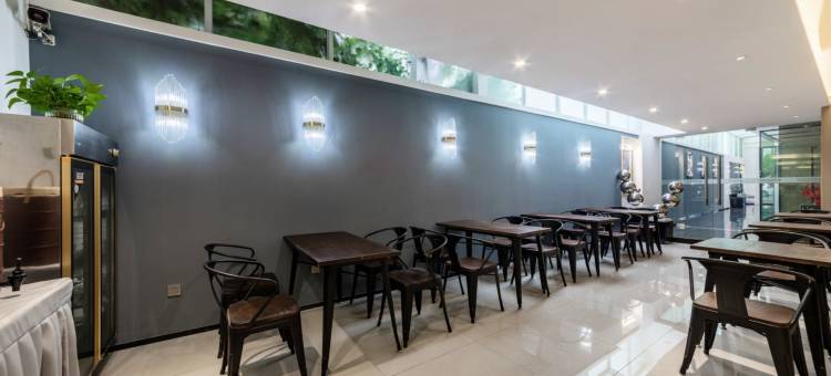 泰达酒店(拱北口岸情侣南路店)图片