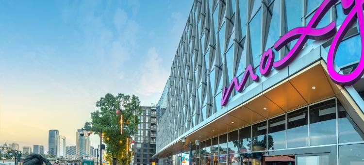 宁波老外滩万豪Moxy酒店图片