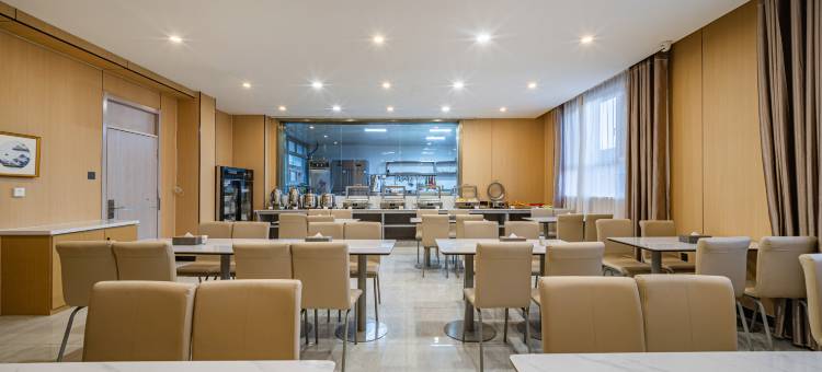 IU酒店(喀什古城万达广场店)图片