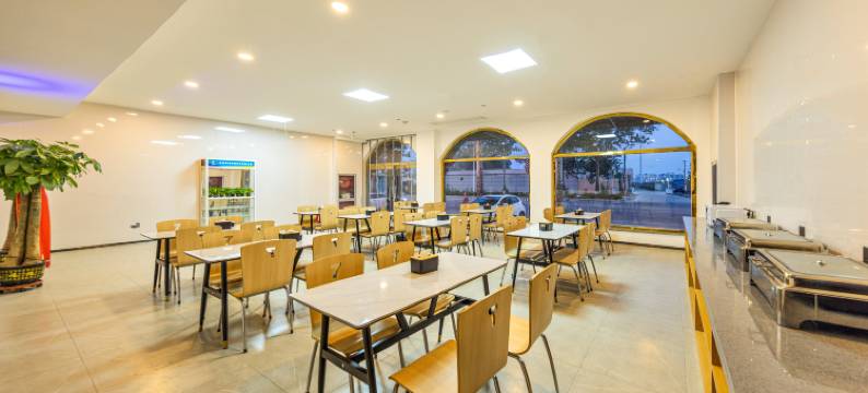 IU酒店(天津宝坻四中店)图片