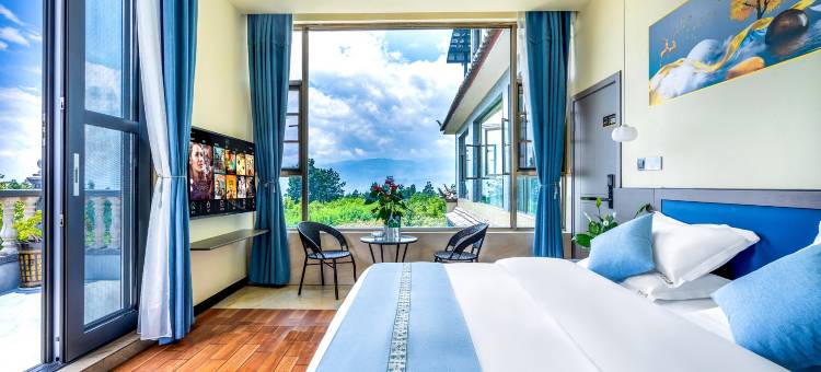 丽江田间小憩民宿(三义国际机场店)图片