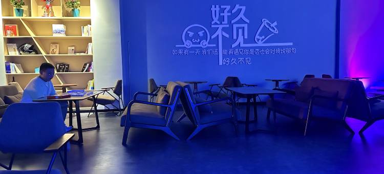 孟鸟青年旅社图片